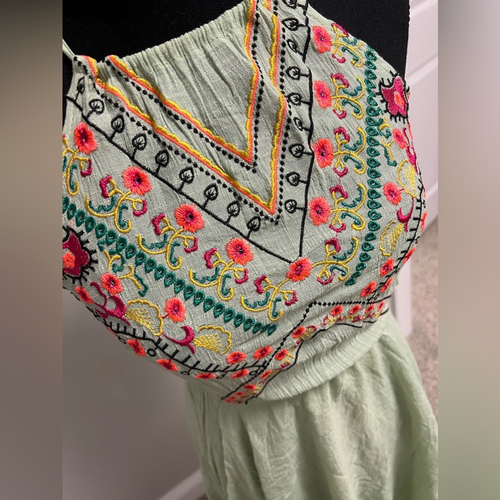 Embroidered Halter Dress - Picture 2 of 4